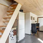 8 Person In * Farsø